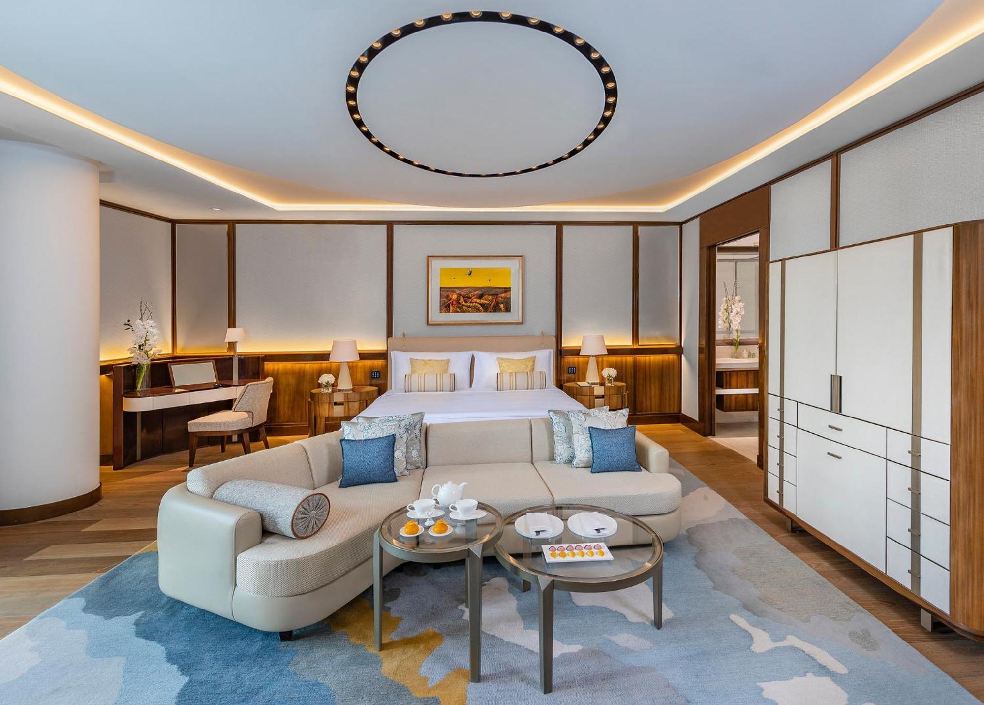 알 파이살리아 호텔 리야드 외부 사진 A suite at the hotel