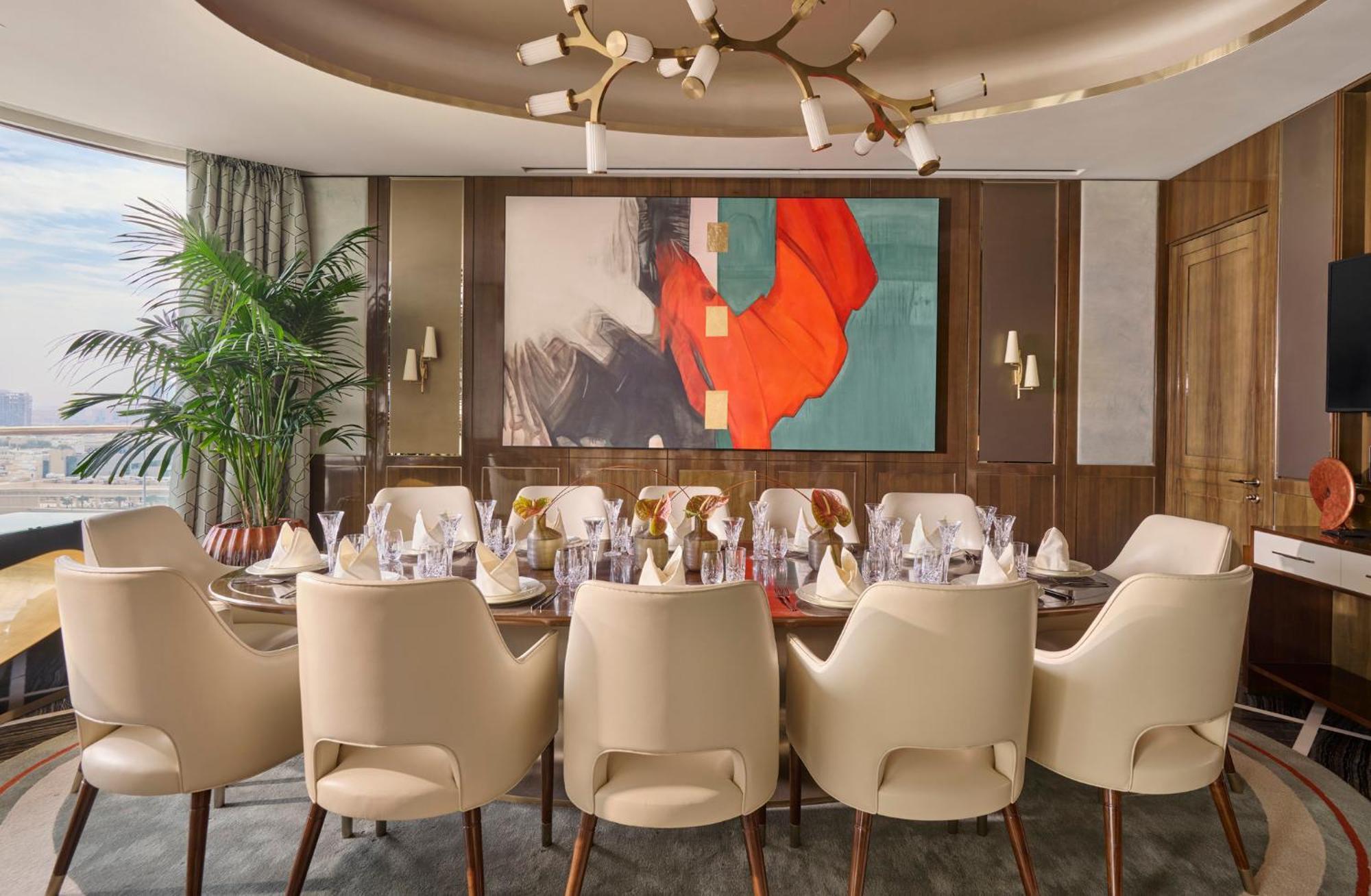 알 파이살리아 호텔 리야드 외부 사진 Dining room